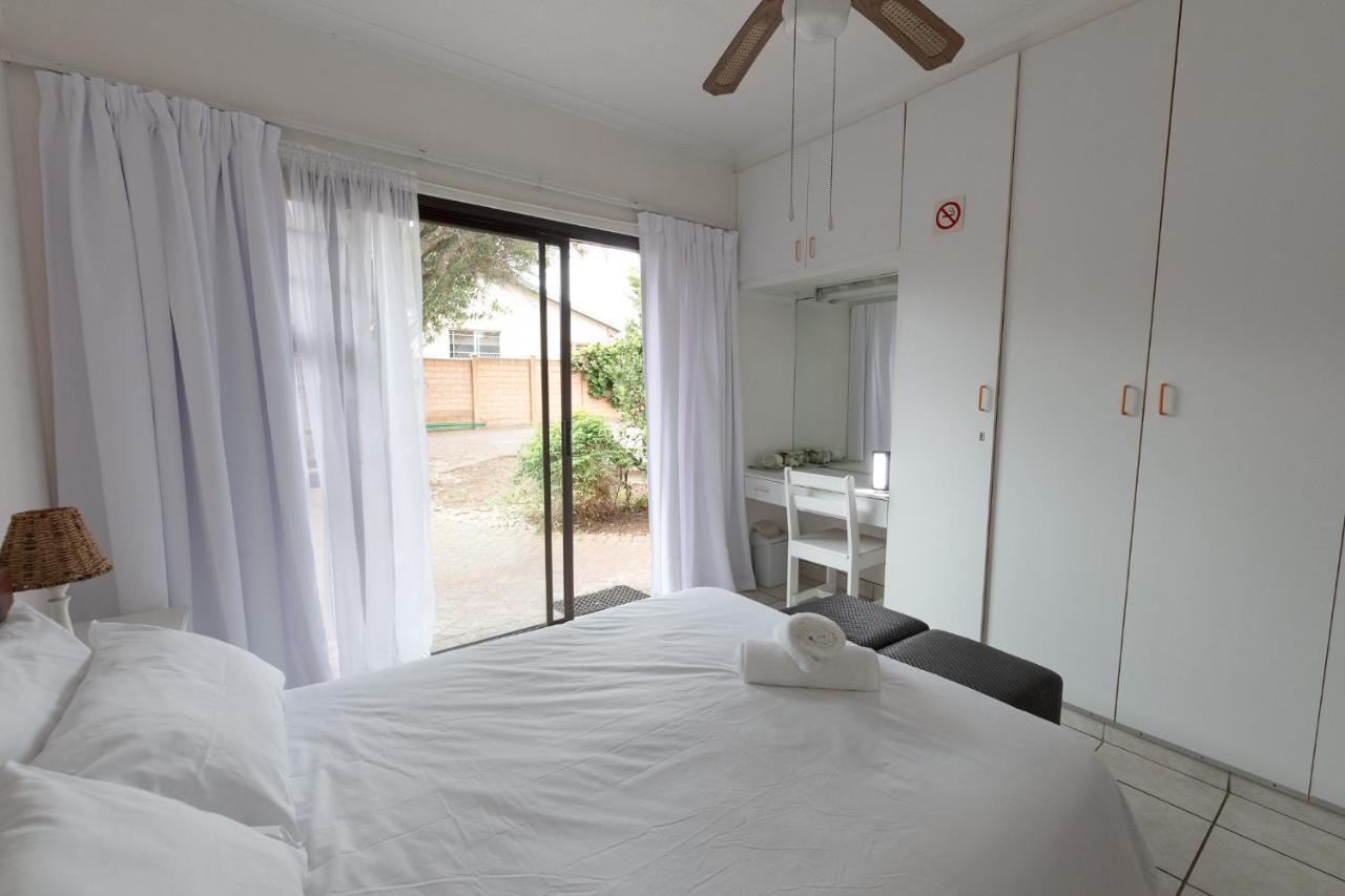 Nothando Backpackers Lodge Плетенбърг Бей Екстериор снимка