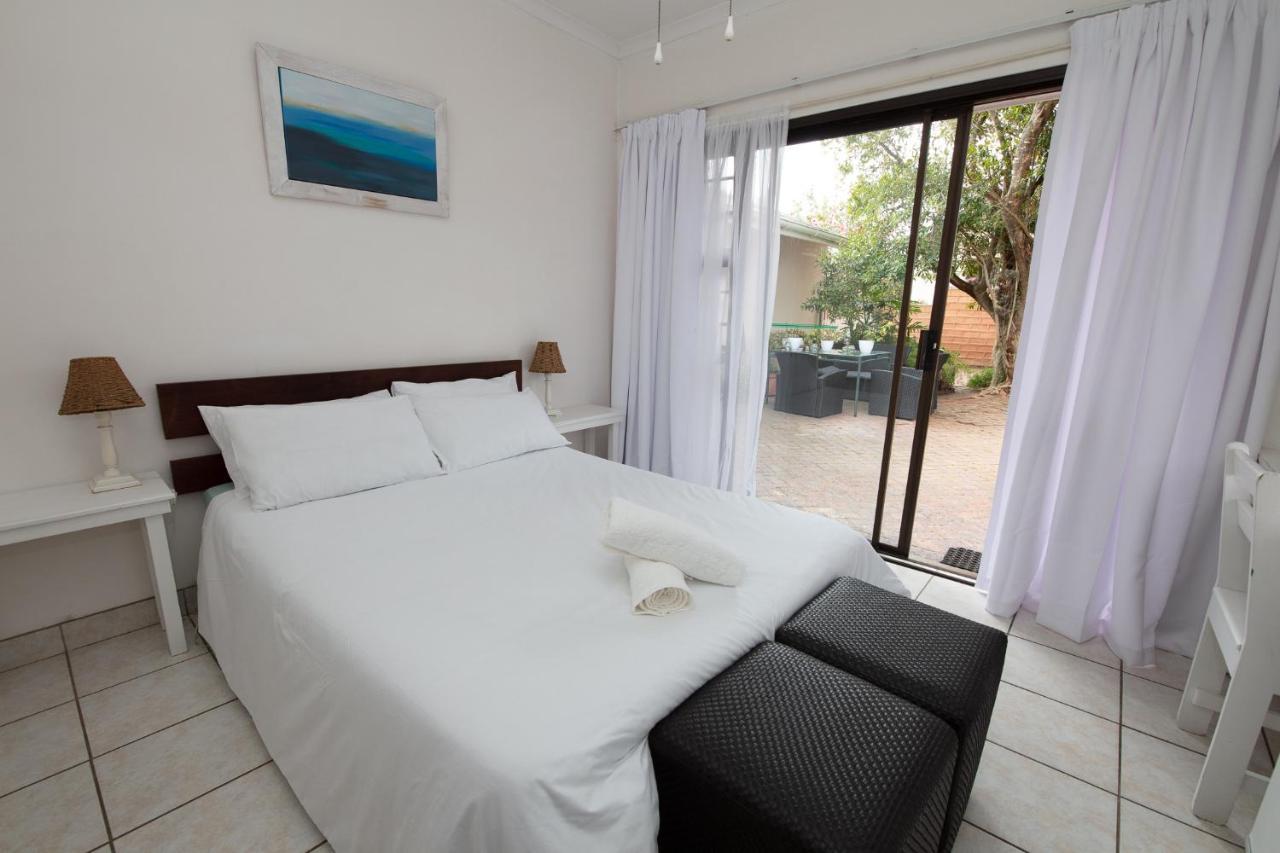 Nothando Backpackers Lodge Плетенбърг Бей Екстериор снимка